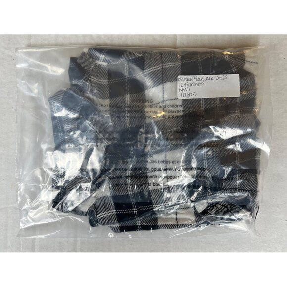 Black And White Plaid Dress - Picture 13 of 13